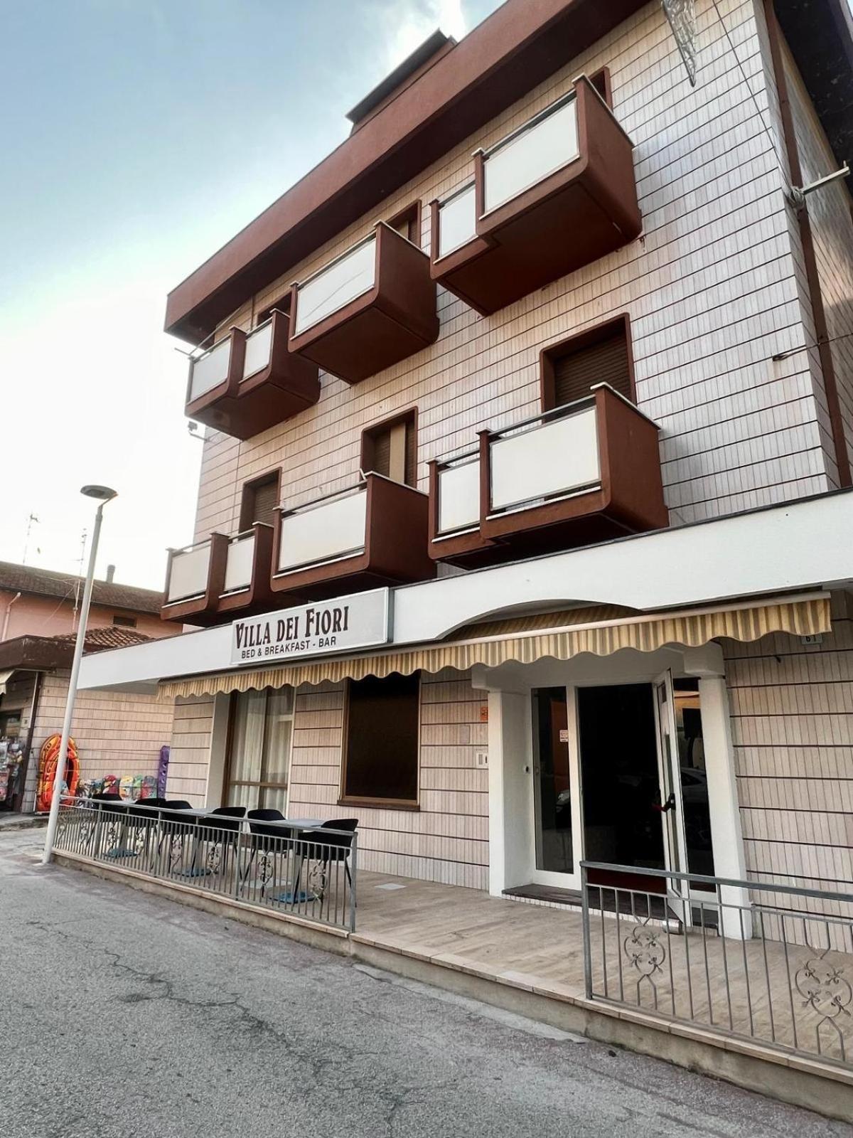 Hotel Villa Dei Fiori Bellaria-Igea Marina Exteriér fotografie
